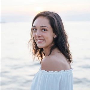 Meet your Posher, Veda